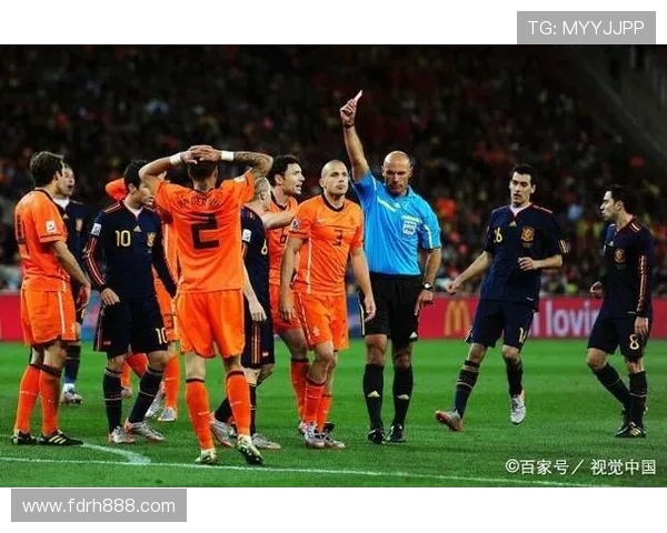 英超飞踹球员事件全记录与处罚结果分析 英超飞踹球员事件全记录与处罚结果分析