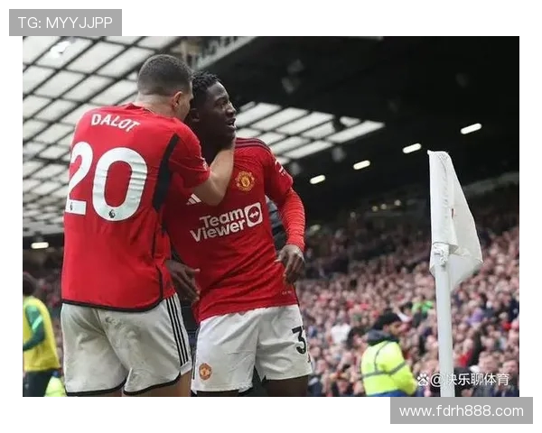 凯尔凯兹在安菲尔德连线进球琼斯感慨享受比赛氛围 凯尔凯兹在安菲尔德连线进球琼斯感慨享受比赛氛围