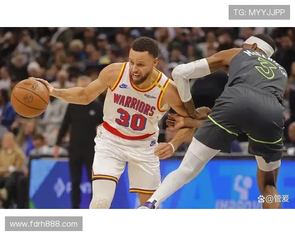 库里强调勇士全员健康能在季后赛中战胜任何对手的信心与实力